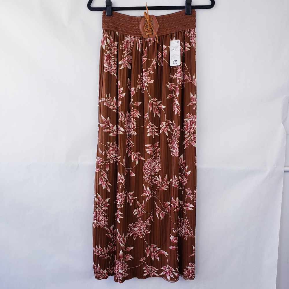 Jon And Anna Womens Skirt Floral Maxi Pleated Size Medium brown